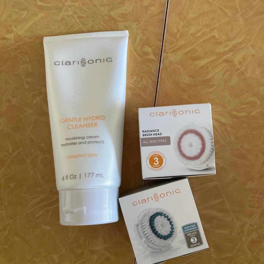 Clarisonic Gentle Hydro Cleanser - Cream & brush heads